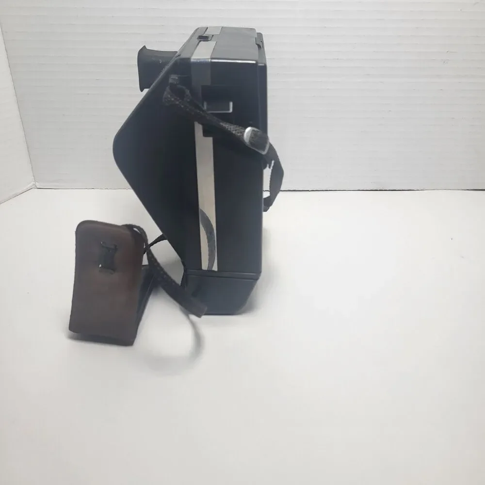 Vintage 1970`s Kodak Colorburst 200 Instant Camera With Neck Strap Film Photo